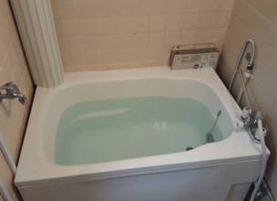 マンション風呂釜交換　東京都板橋区【バランス釜からホールインワンへの交換工事 in マンション】