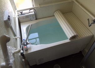 【団地のお風呂設置】リモコン式風呂釜セットの新規取り付け工事 【横浜市保土ヶ谷区】