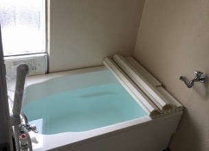 【県営住宅ご入居時のお風呂】ホールインワン風呂釜の新規取り付け工事