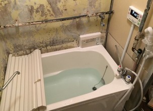 風呂釜からホールインワン給湯器への交換【都営住宅 in 江東区東砂】その2