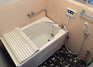 【浴槽交換】バランス釜から給湯器へのリフォーム工事【横浜市金沢区】