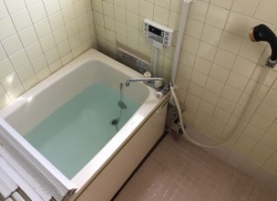 【団地の給湯器交換】ハウステックWF-1301ATからのお取替え工事【横浜市戸塚区汲沢】