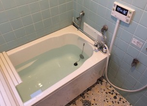 【お風呂のリフォーム】壁貫通型給湯器から壁掛け給湯器へのお取り替え工事【国分寺市】