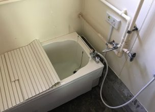 【団地ご入居時】給湯器+浴槽セットの新規取り付け工事【県営住宅 in 相模原市中央区】