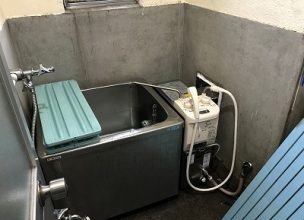 【バランス釜交換】団地用風呂釜のお取替工事【都営住宅 in 東京都江戸川区平井】