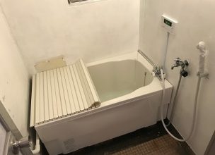 給湯専用16号給湯器＆1200mm浴槽セットの新規設置【公務員公舎 in 横浜市緑区】