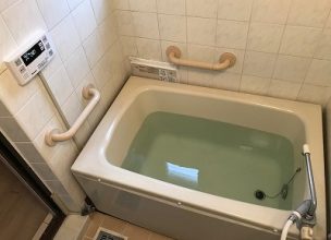 【ガスターHOL-1600DA交換】壁貫通型給湯器のお取替え工事【宮向団地 in 横浜市神奈川区】