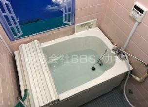 【浴槽リフォーム】バランス釜から壁貫通型給湯器への交換工事【横浜市磯子区】