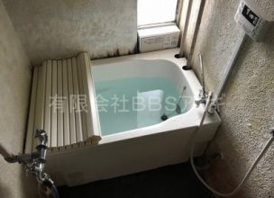 【県営住宅のお風呂のリフォーム】バランス釜からホールインワン器への交換工事【 in 藤沢市亀井野】