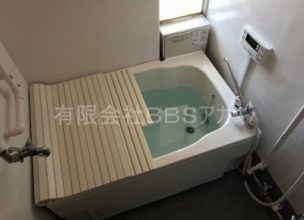 団地用風呂釜＆広い浴槽の新規取り付け工事【市営住宅 in 横須賀市公郷町】