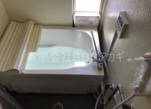 市営住宅用風呂釜（壁貫通型給湯器）の新規取り付け工事【市営岩瀬アパート in 横須賀市】