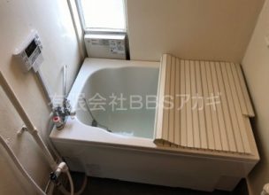 バランス釜から広い浴槽へのリフォーム工事【県営住宅 in 横須賀市追浜東町】