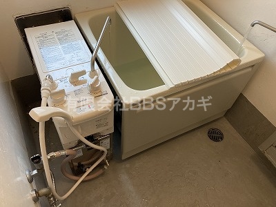 公営住宅にて風呂釜＆浴槽を新規設置する工事を行いました。【公営住宅 in 横浜市】